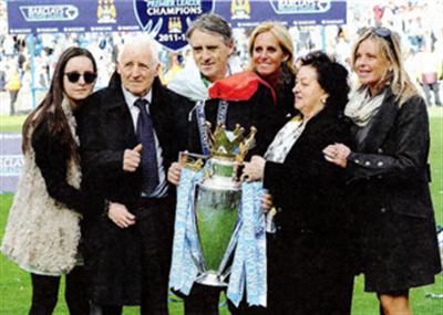 ROBERTO MANCINI: UN GRANDE AMICO DELL'ALMANACCO CALCIO MARCHE