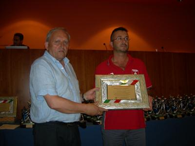 ON LINE LE FOTO DELLA CERIMONIA DI PREMIAZIONE DELLE SOCIETA' VINCITRICI NELLA STAGIONE 11-12